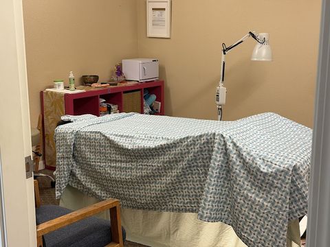 Zhang acupuncture and massage in Woodland CA, massage spa in Woodland, CA